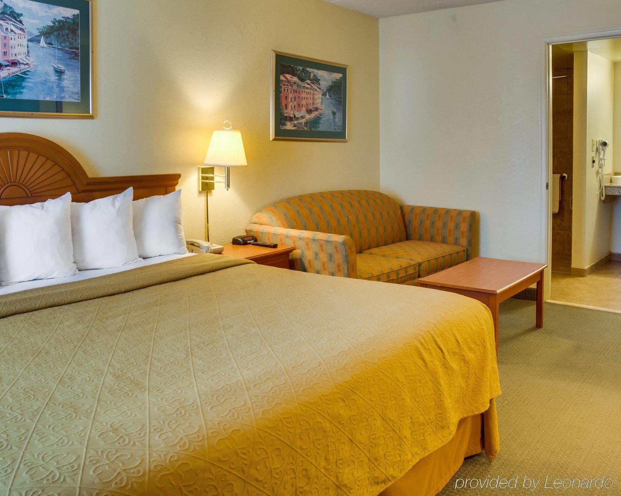 Econo Lodge Naval Station Норфолк Екстер'єр фото