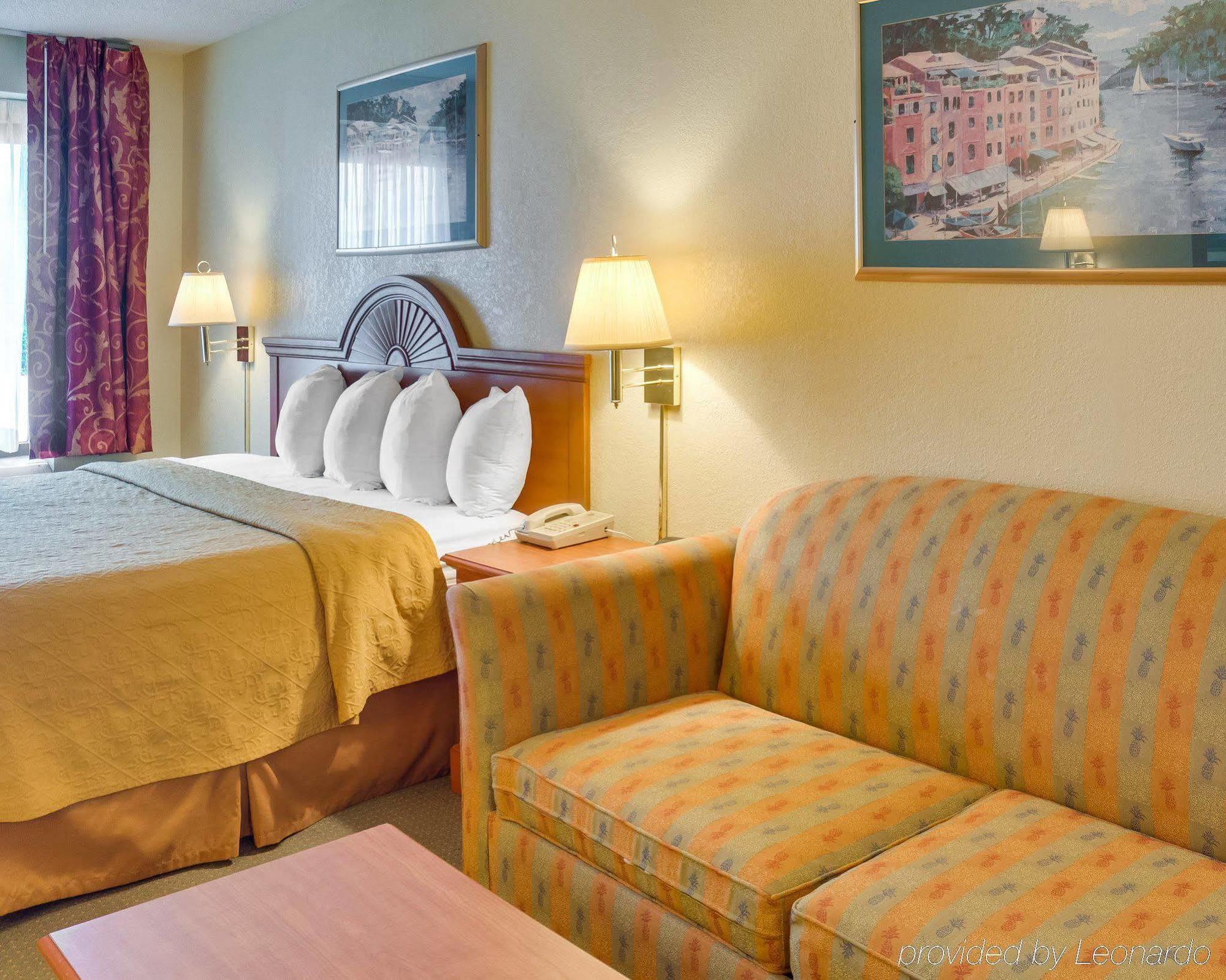 Econo Lodge Naval Station Норфолк Екстер'єр фото